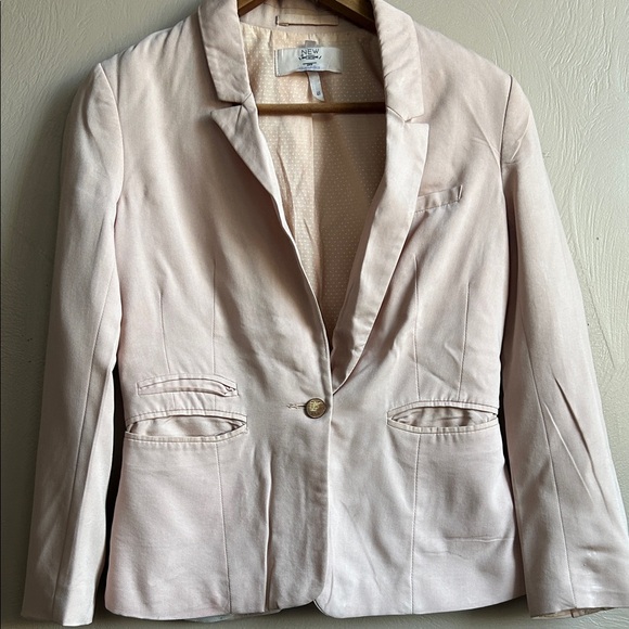 Bershka Women’s Elegant Soft Peach Blazer. Size Small. - Picture 1 of 12